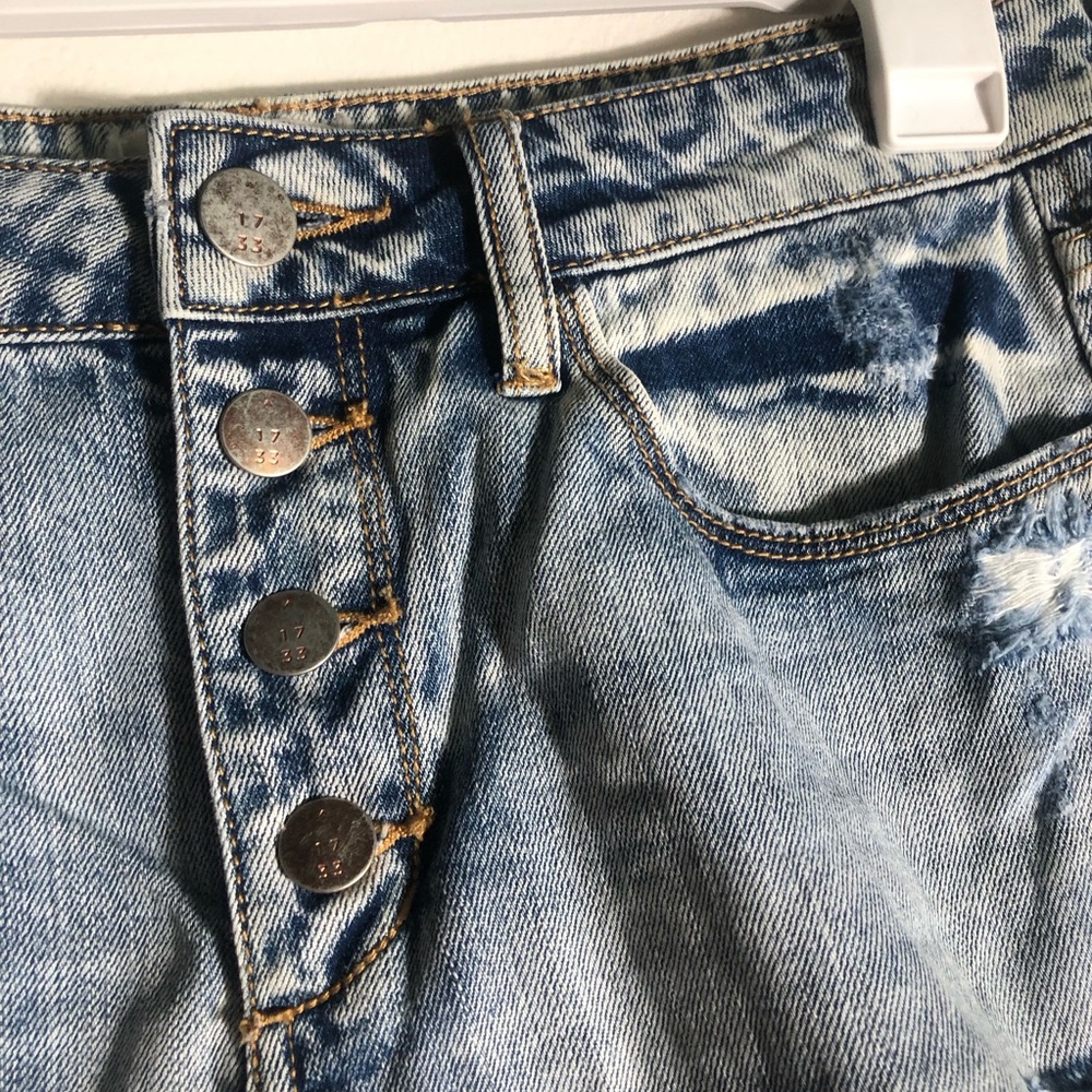 Gilded Intent Button Fly Mid Rise Distressed Cuto… - image 6